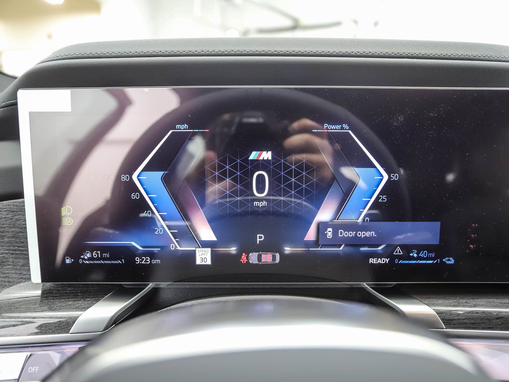 Thumbnail: 2026 BMW 7 Series - 14