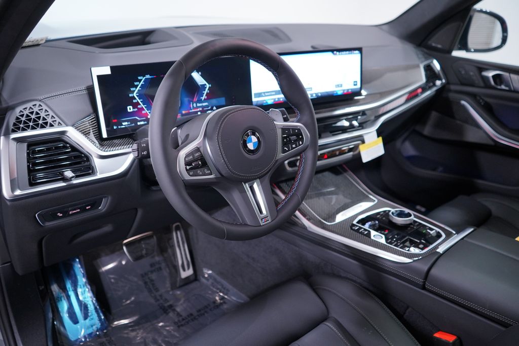 Thumbnail: 2027 BMW X7 - 6