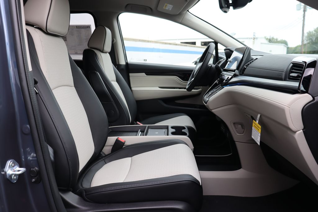 Thumbnail: 2026 Honda Odyssey - 22