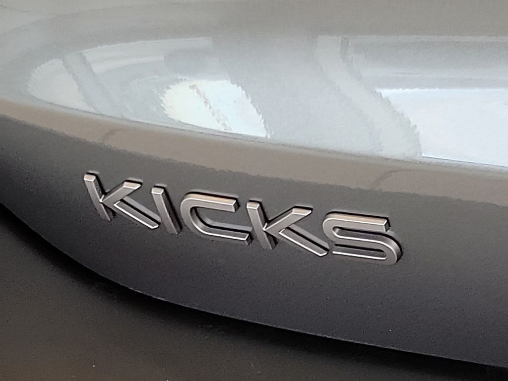 Thumbnail: 2025 Nissan Kicks - 5