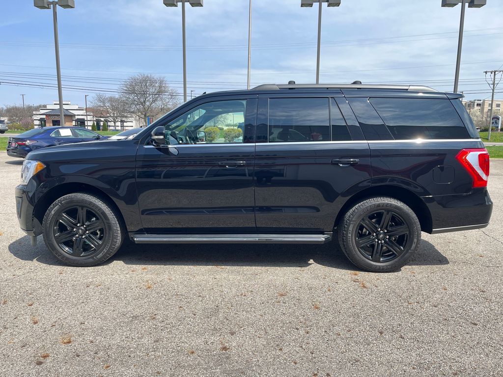 2021 Ford Expedition XLT photo
