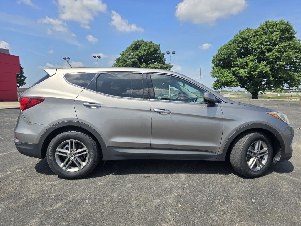 Used 2018 Gray Hyundai  image 15