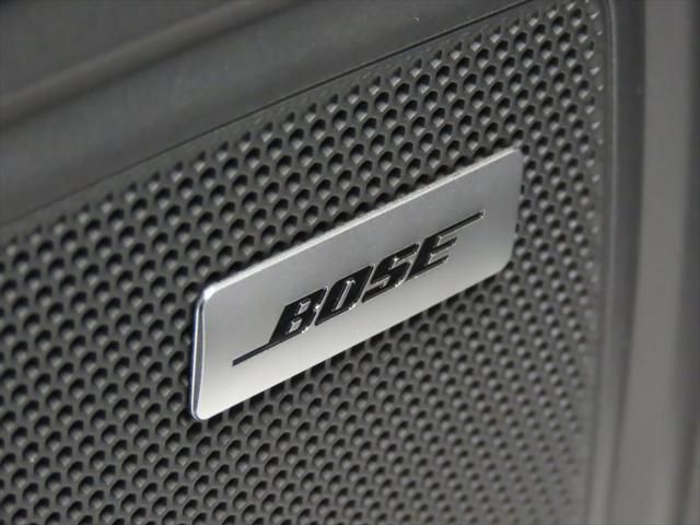 Thumbnail: 2026 Porsche Macan - 6