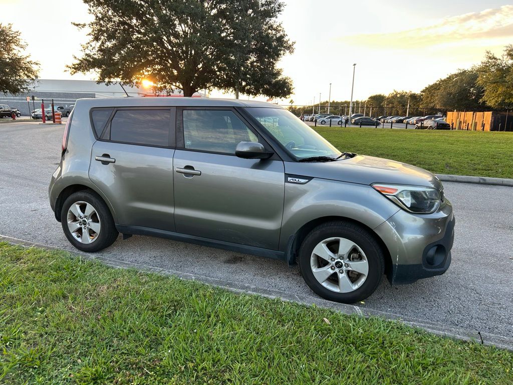 Thumbnail: 2017 Kia Soul - 7