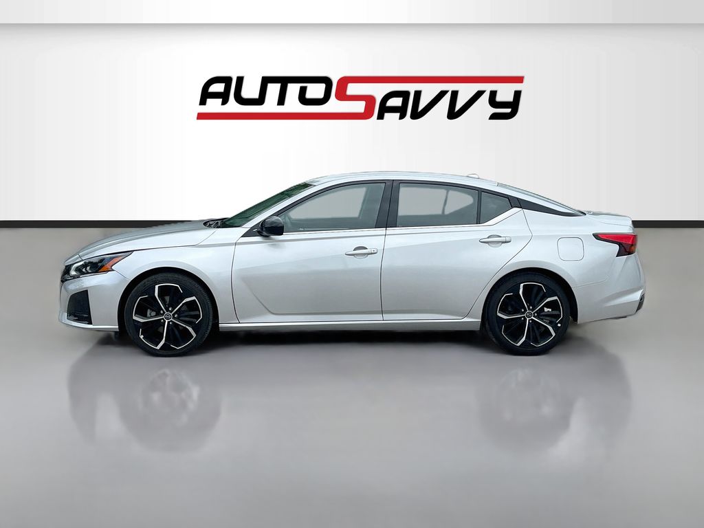 2024 Nissan Altima 2.5 SR Silver at North Houston Mitsubishi