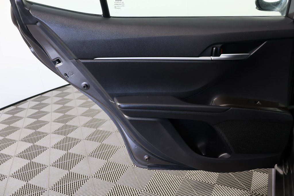 Thumbnail: 2023 Toyota Camry - 13