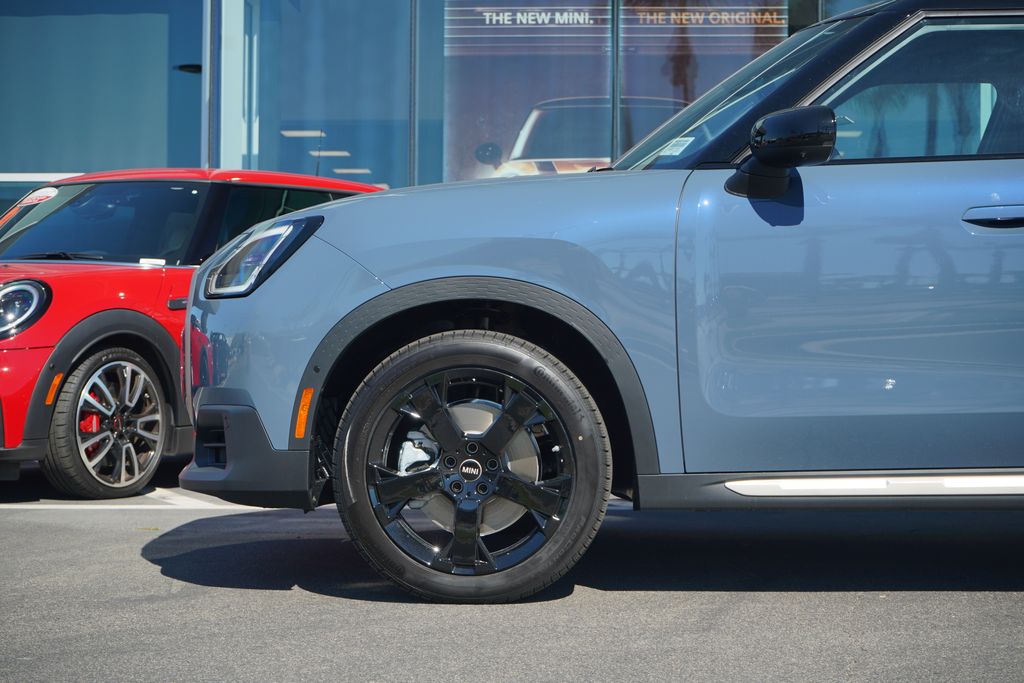 Thumbnail: 2026 MINI Cooper Countryman - 2