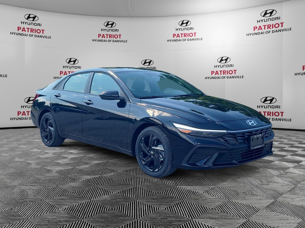 Abyss Black 2026 Hyundai Elantra Sedan Front-Wheel Drive Continuously Variable Transmission