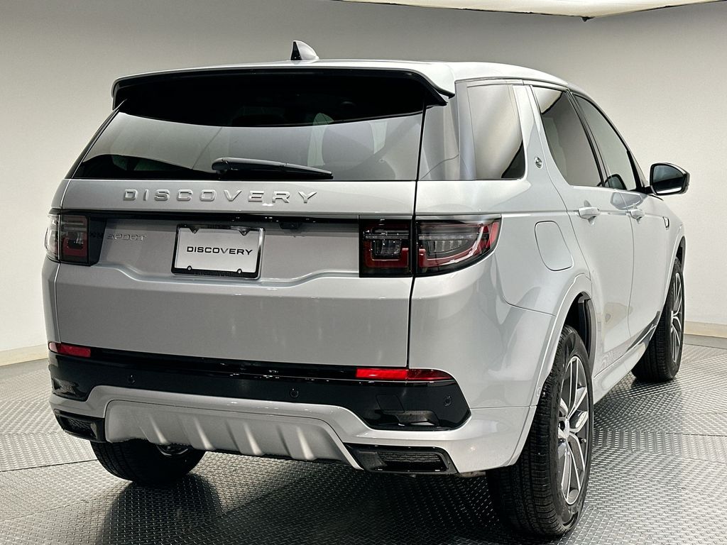 Thumbnail: 2025 Land Rover Discovery Sport - 3