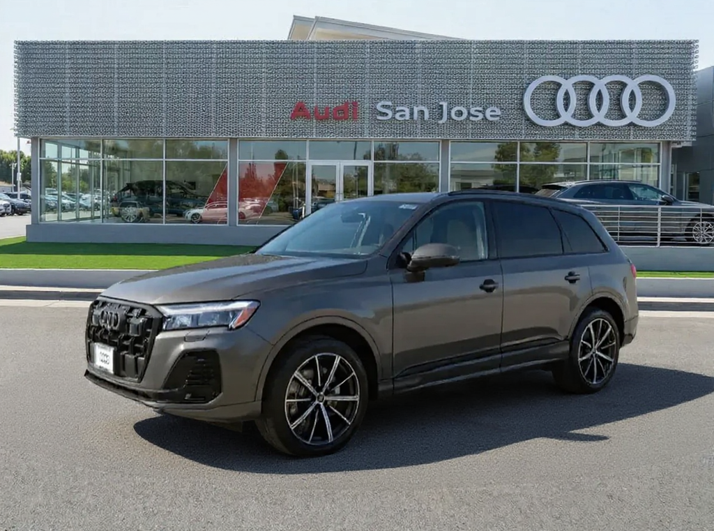 Thumbnail: 2026 Audi Q7 - 1