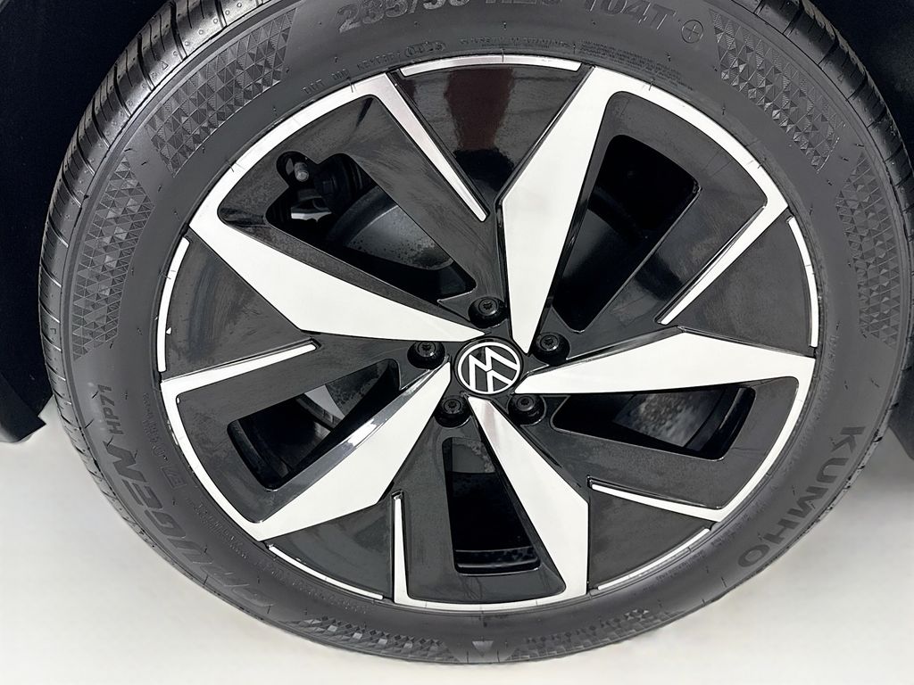 Thumbnail: 2023 Volkswagen ID.4 - 32