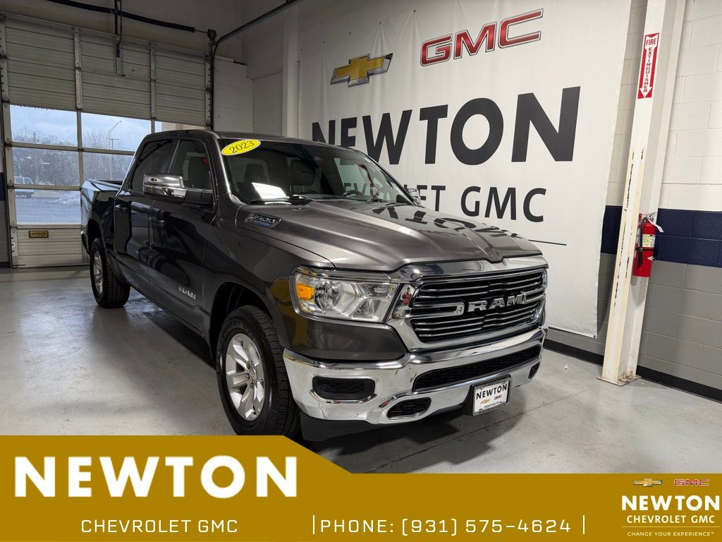 2023 RAM 1500 Laramie Crew Cab 4WD
