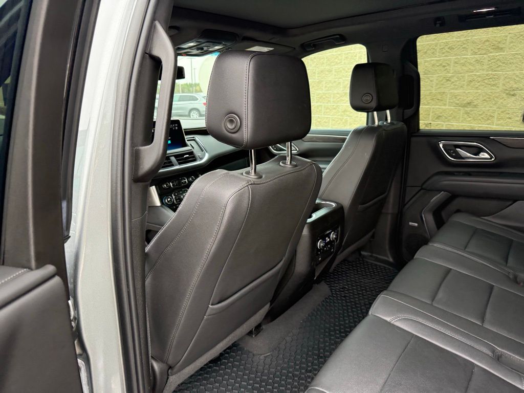 Thumbnail: 2023 Chevrolet Tahoe - 9