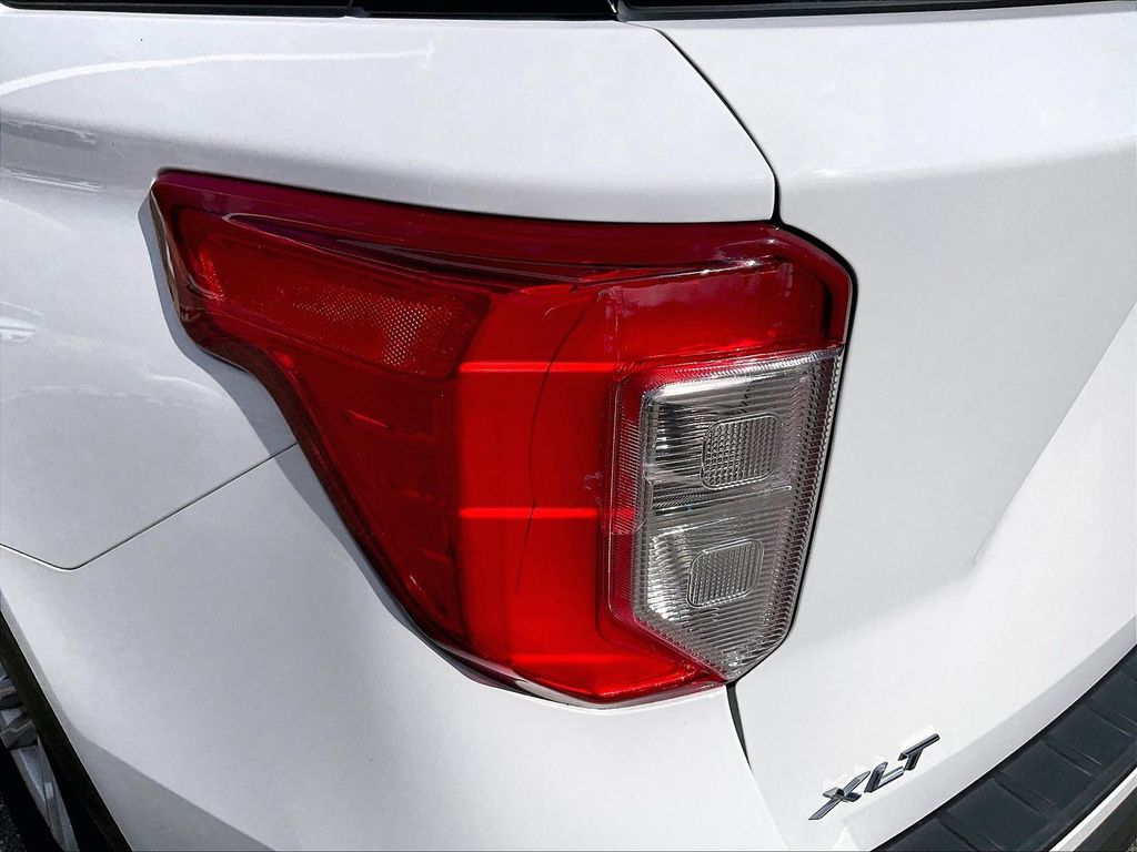 2023 Ford Explorer — photo 33