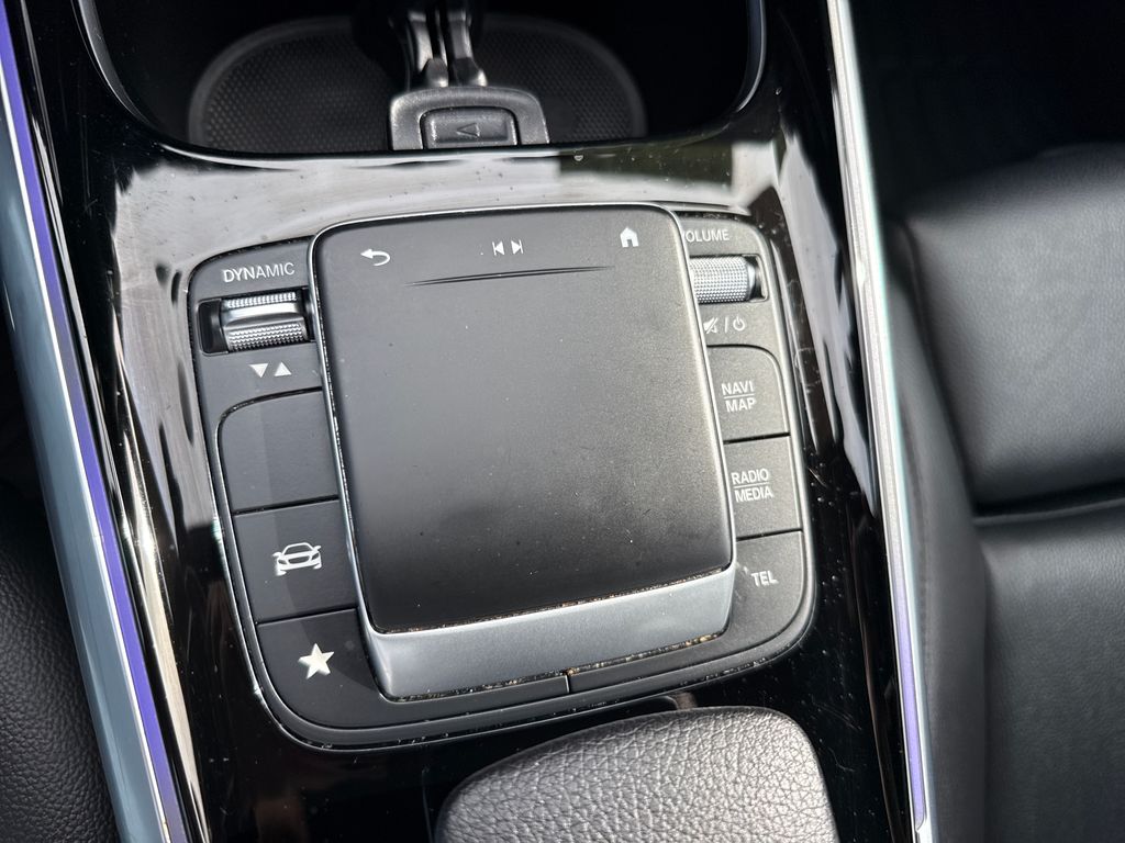 Certified Used 2023  Mercedes-Benz GLA 250 image 21
