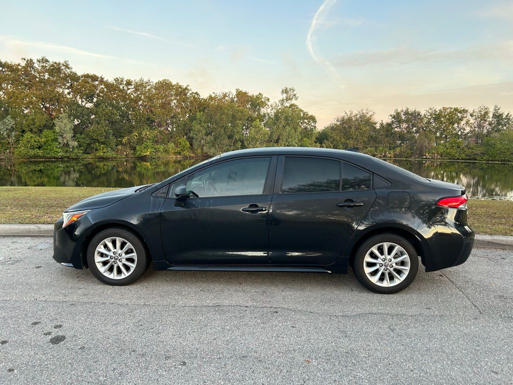 Thumbnail: 2021 Toyota Corolla - 2