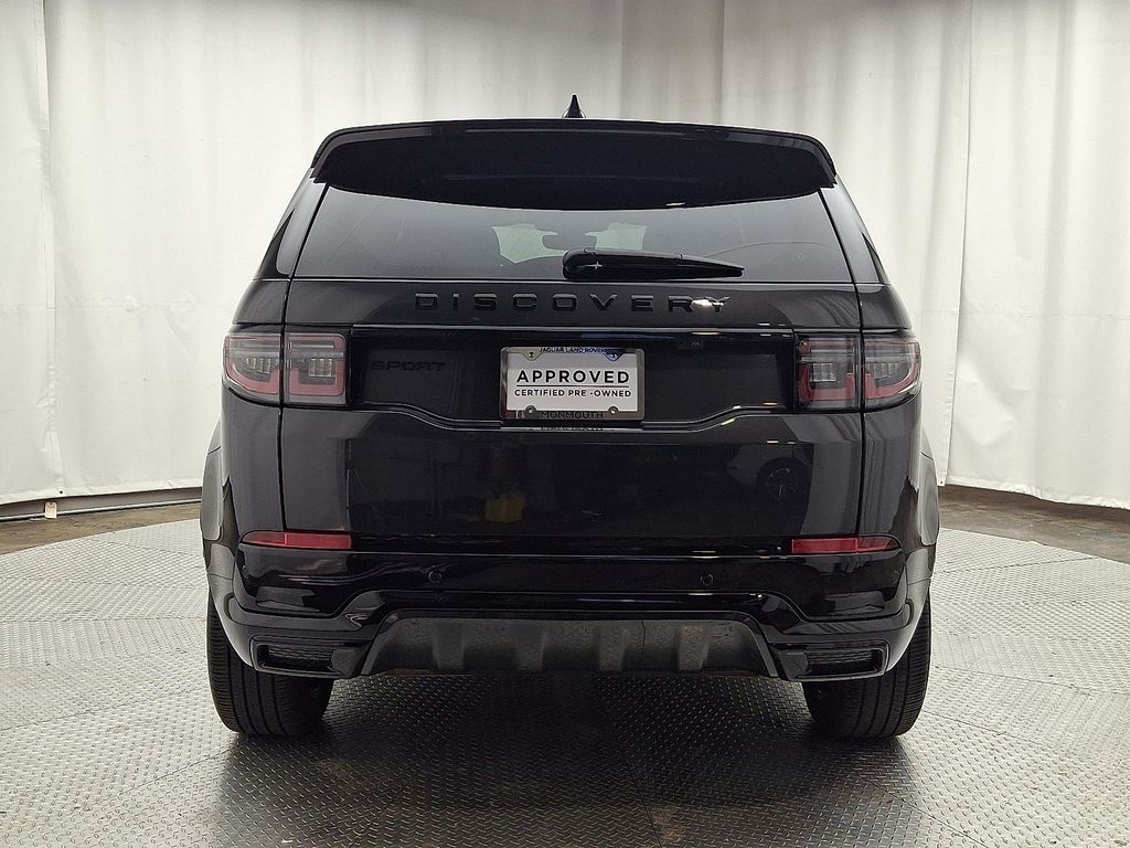Thumbnail: 2025 Land Rover Discovery Sport - 5