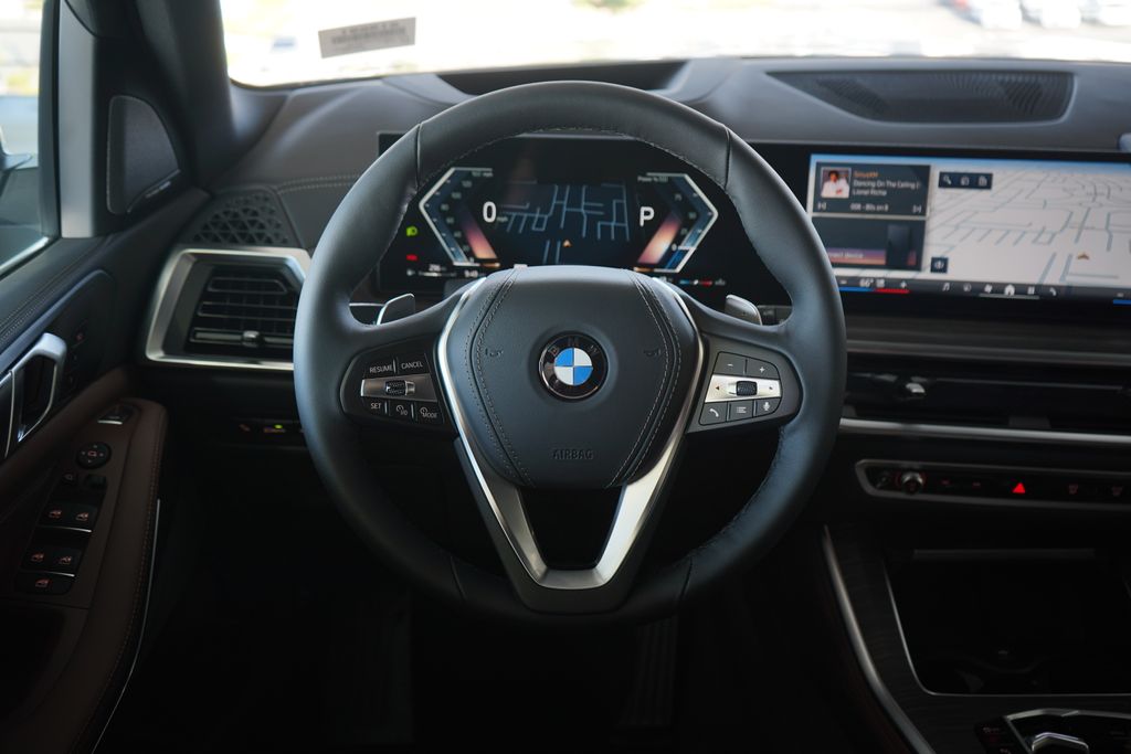 Thumbnail: 2026 BMW X5 - 15