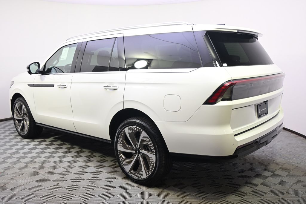 New 2026 White Lincoln Black Label image 3