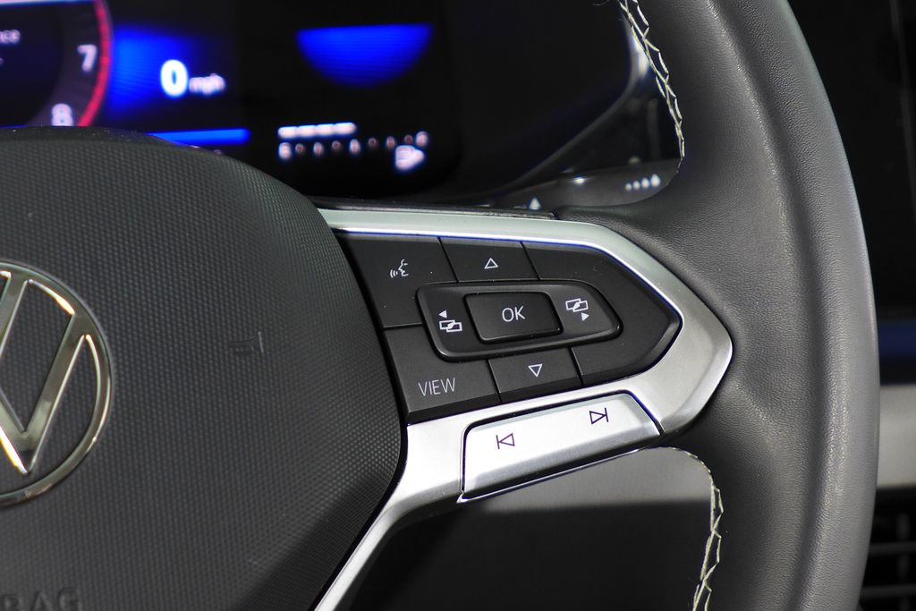 Thumbnail: 2022 Volkswagen Taos - 28