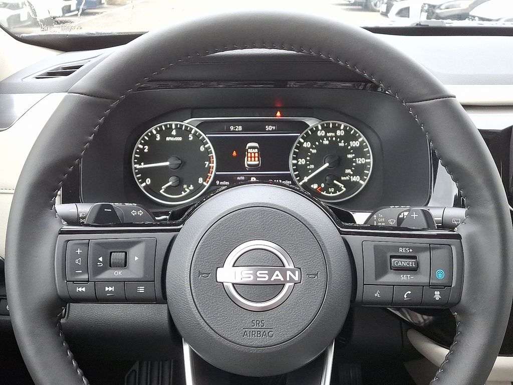 Thumbnail: 2025 Nissan Pathfinder - 10