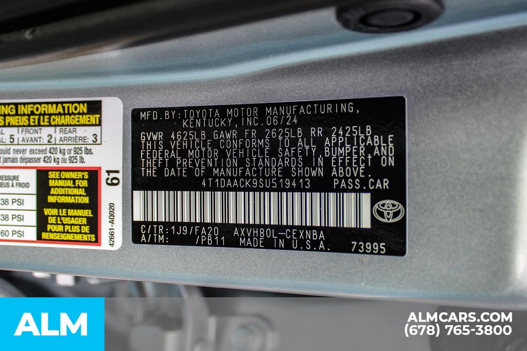 Used 2025 Silver Toyota LE image 40