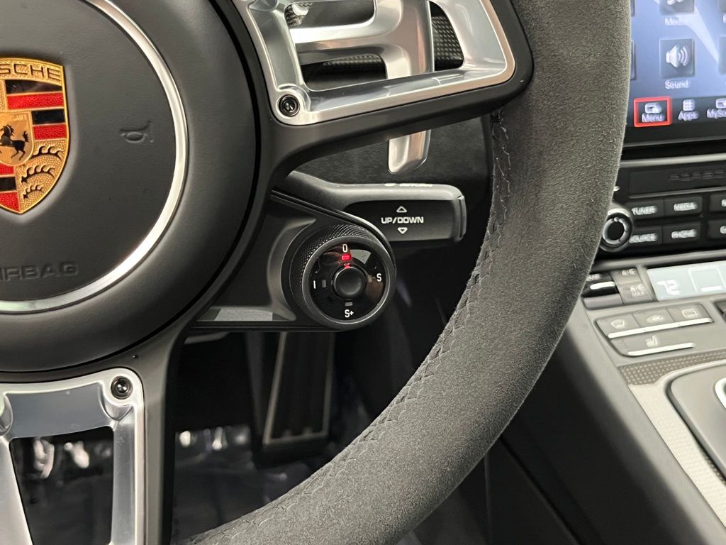 2019 Porsche 911 Carrera 4S 13