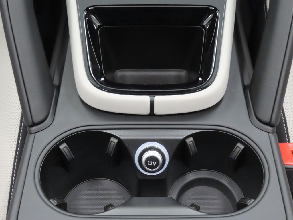 Thumbnail: 2025 Porsche Cayenne - 31