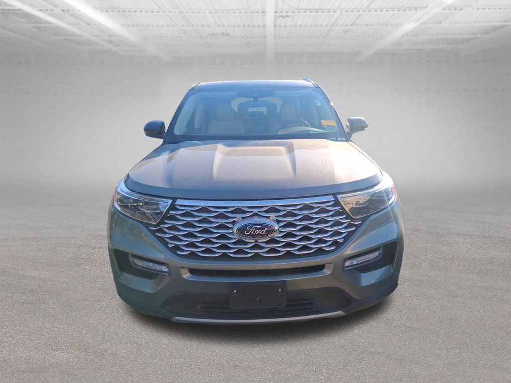 Used 2020 Green Ford Platinum image 3