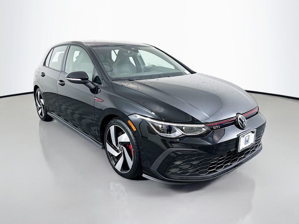 Thumbnail: 2024 Volkswagen Golf - 3