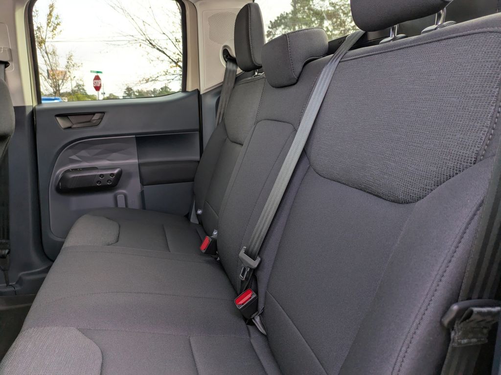 2025 Ford Maverick XL