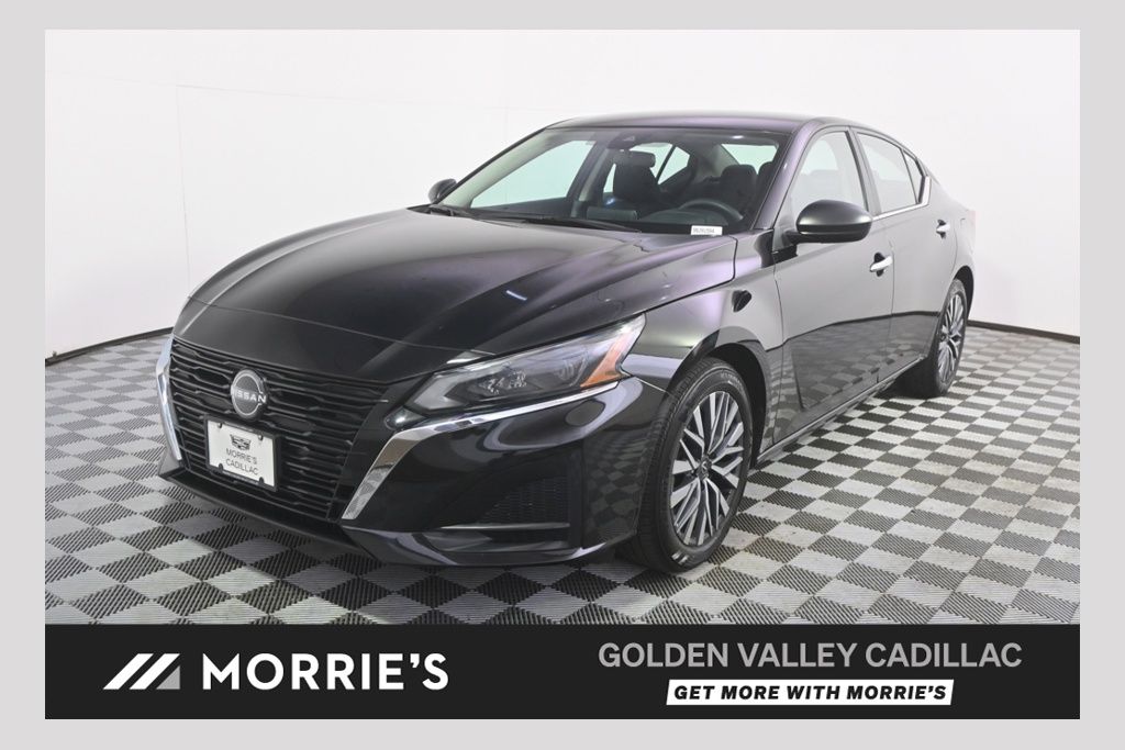 Super Black 2025 Nissan Altima Sedan Front-Wheel Drive Continuously Variable Transmission