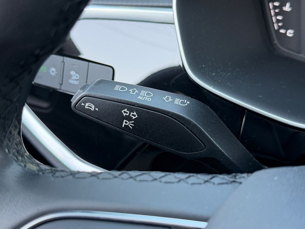 Thumbnail: 2023 Audi Q3 - 30