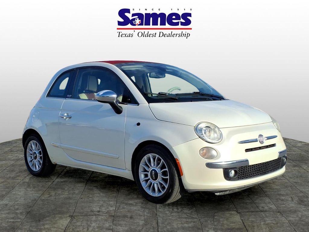 Bianco Perla (Pearl White Tri-Coat) 2012 FIAT 500 Lounge Convertible Convertible Front-Wheel Drive 6-Speed Automatic