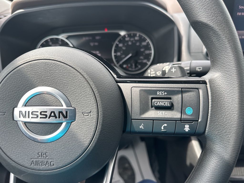 2021 Brilliant Silver Metallic Nissan Rogue SV AWD SUV