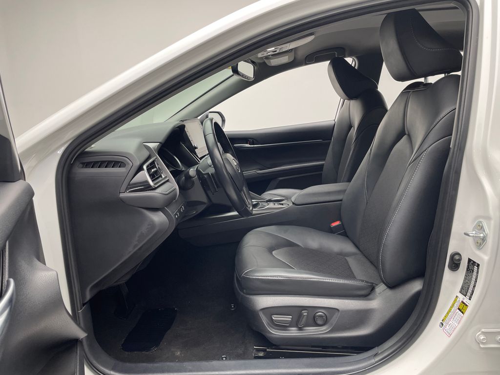 Thumbnail: 2023 Toyota Camry - 12