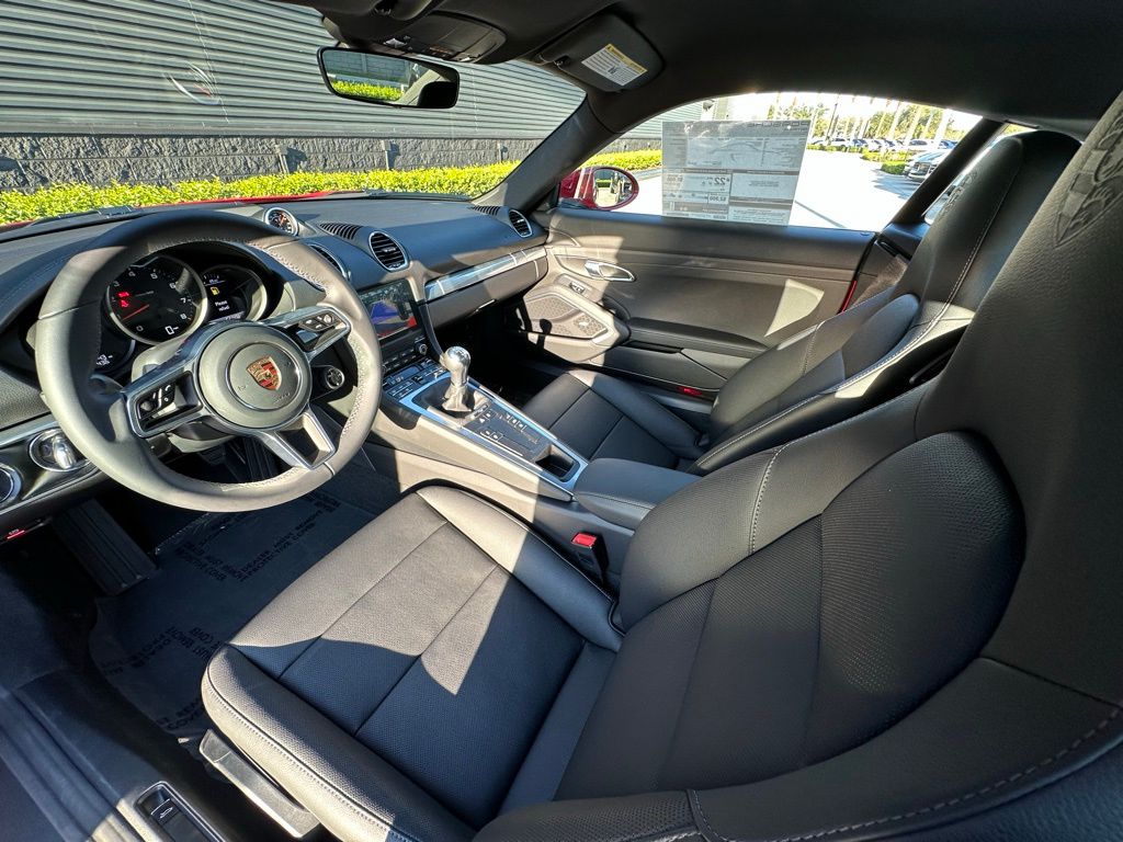 Thumbnail: 2025 Porsche 718 Cayman - 4