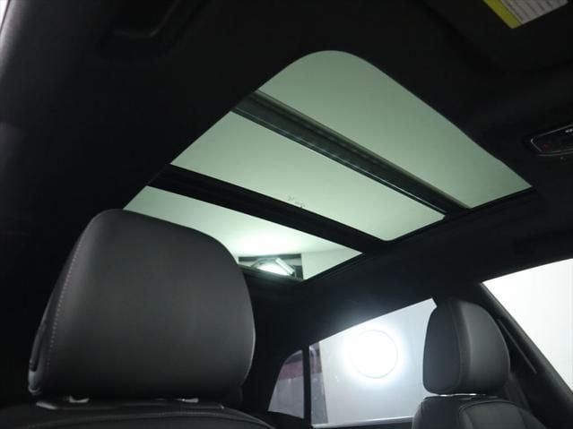 Thumbnail: 2026 Audi Q8 - 20