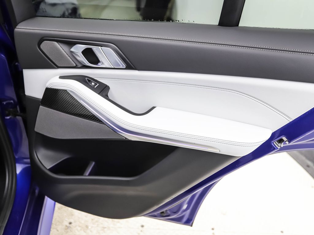 Thumbnail: 2026 BMW X5 - 23