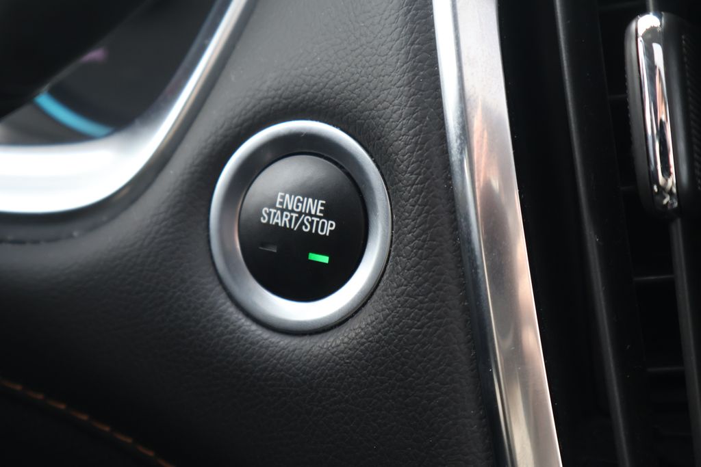 Thumbnail: 2021 Chevrolet Traverse - 29