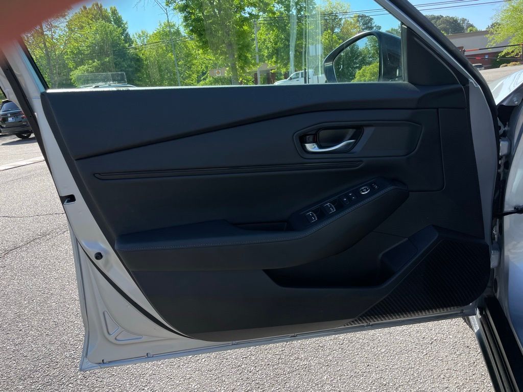 Thumbnail: 2025 Honda Accord - 24