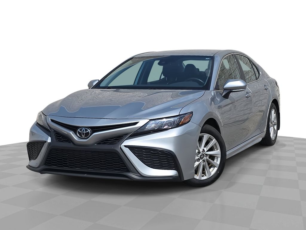 Silver 2024 Toyota Camry Sedan Front-Wheel Drive 8-Speed Automatic