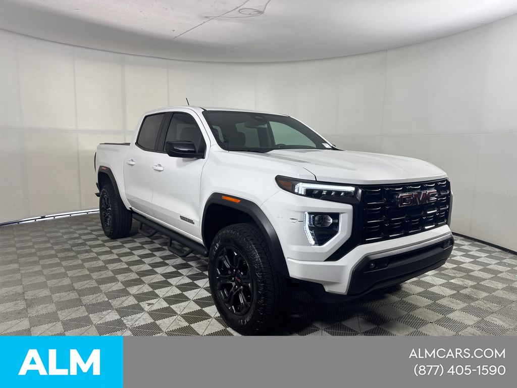 Used 2024 White GMC Elevation image 3