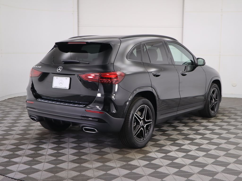 Thumbnail: 2026 Mercedes-Benz GLA - 5