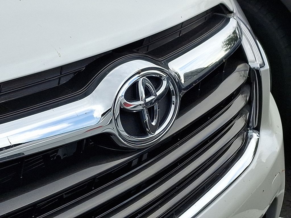 2014 Toyota Highlander Limited 3