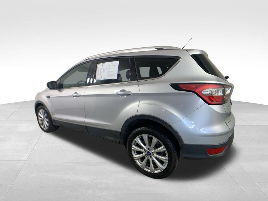 2017 Ford Escape Titanium 12