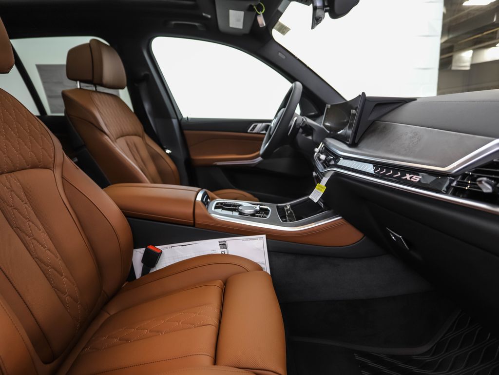 Thumbnail: 2026 BMW X5 - 30