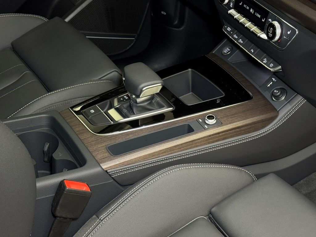 2025 Audi Q5 e Premium Plus 17