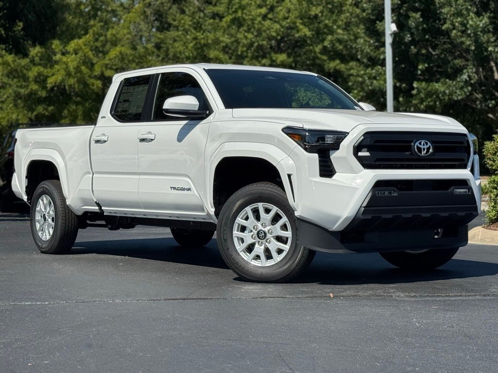 2025 Toyota Tacoma SR5 Double Cab photo 2