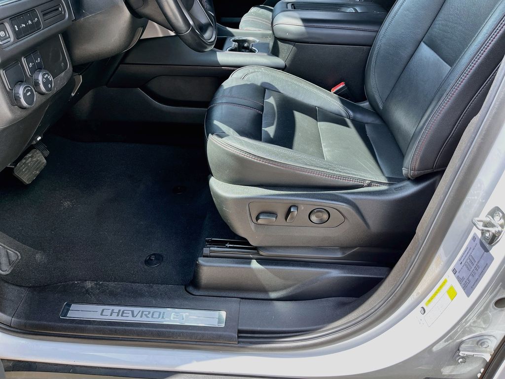 Used 2021 White Chevrolet RST image 20